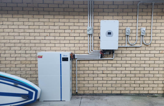 Deye 15kW battery and 10kW hybrid inverter