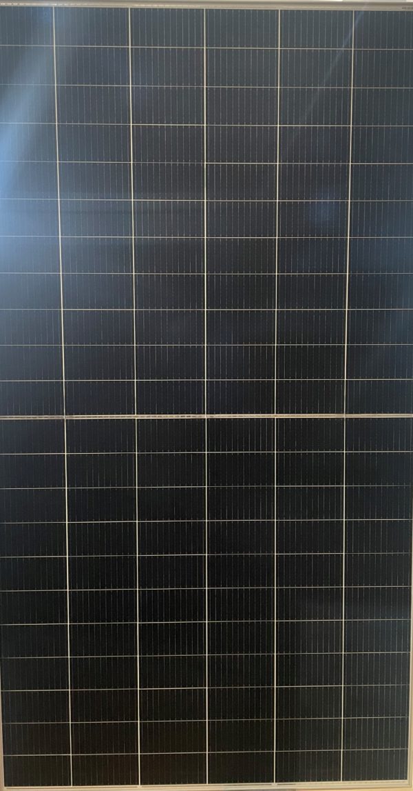 670W Half Cut Solar Panel